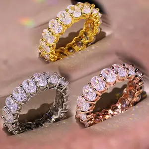 Luxury European American Style Ring with Sparkling Zircon for Ladies